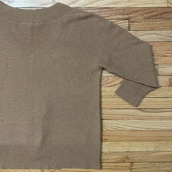 White House Black Market - Sweater - Picture 10 of 11